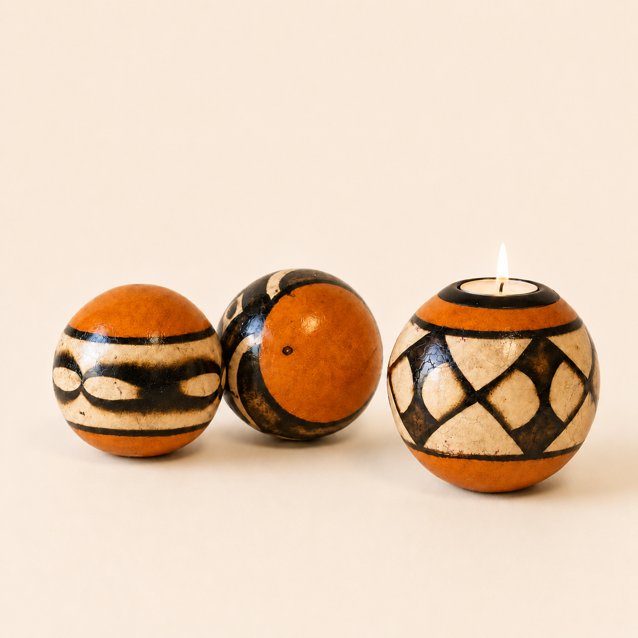 Coloured Burnt Patterned Monkey Balls & T-lite