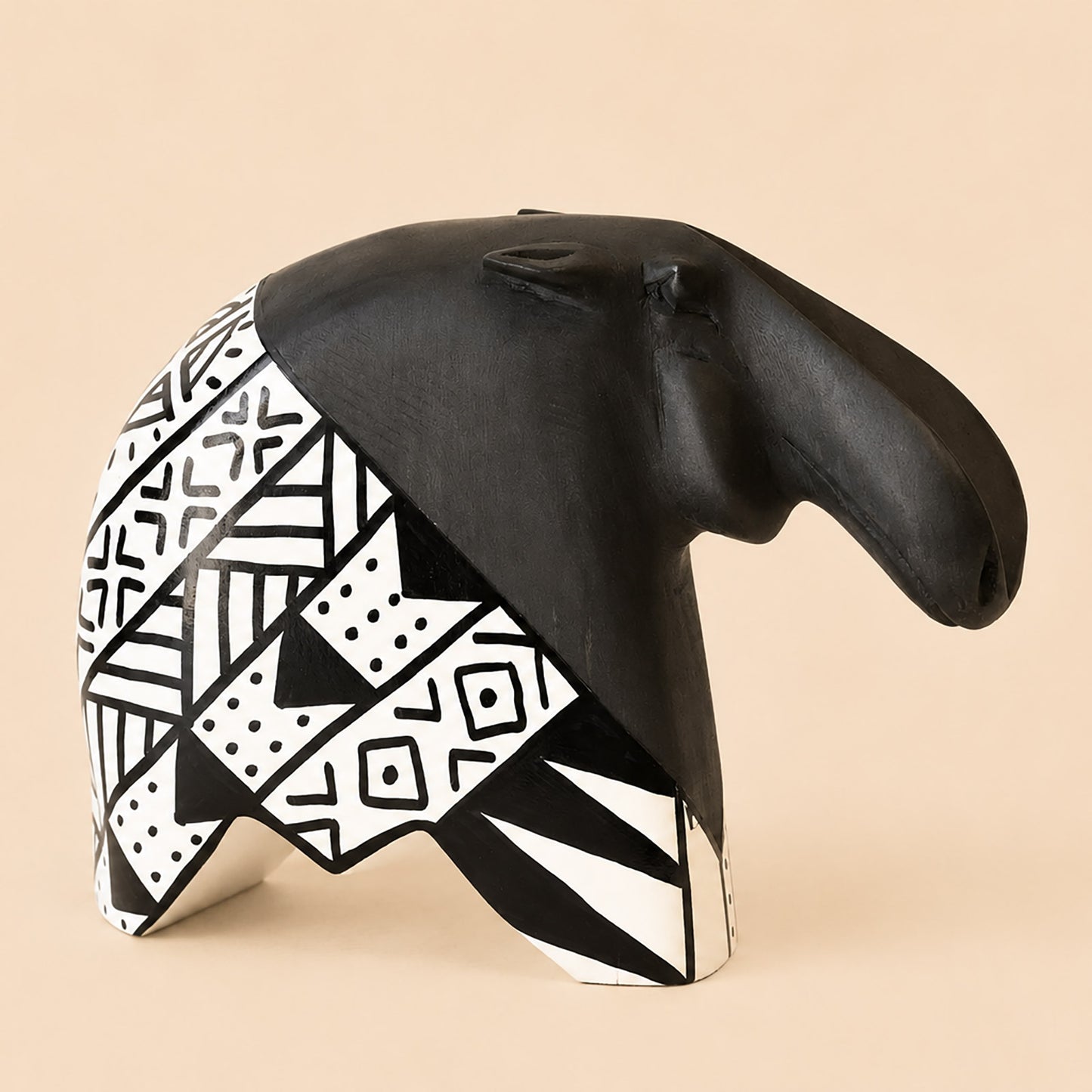 Mono Hippo - Black and White
