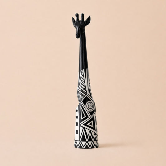 Mono Giraffe - Black and White
